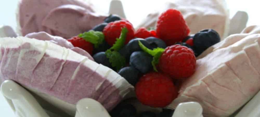 cheesecake blåbär hallon recept